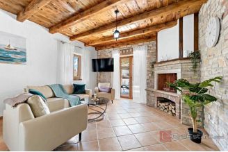 010 1021 42 Pazin Stone villa with heated pool for sale