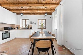 010 1021 42 Pazin Stone villa with heated pool for sale