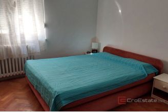 006 2057 02 Zadar Spacious two bedroom apartment for rent