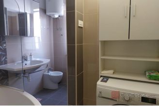 006 2057 02 Zadar Spacious two bedroom apartment for rent