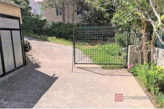 012 1030 07 Mali Losinj House near the centre for sale