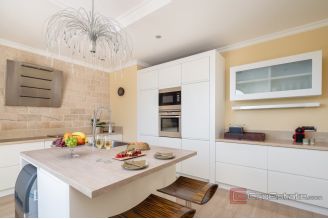 020 2046 118 Dubrovnik Exclusive designer villa with panoramic sea views for sale