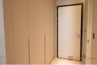 014 2046 153 Split Znjan Luxury apartment with sea view for rent