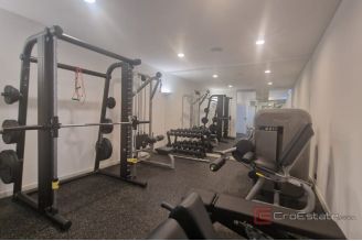 014 2046 153 Split Znjan Luxury apartment with sea view for rent