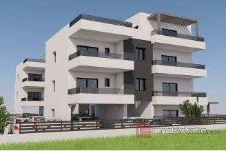 006 2047 117 Trogir Two bedroom apartment with garden for sale