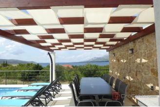 018 5457 30 Zadar Villa with pool and a sea view for sale