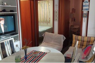 011 1030 12 island losinj house with two apartments for sale