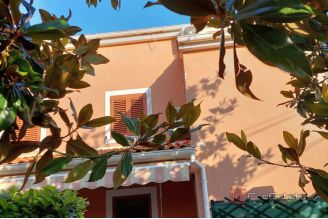 011 1030 12 island losinj house with two apartments for sale