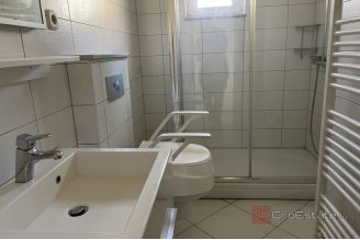 014 5460 30 Imotski Two storey detached house for sale