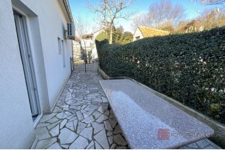 014 5460 30 Imotski Two storey detached house for sale