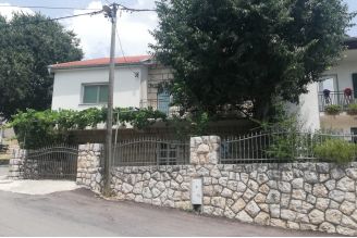 014 5460 30 Imotski Two storey detached house for sale