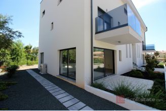 001 1023 56 Krk Duplex apartment with swimming pool near the sea for sale