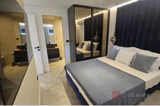 009 1023 58 Krk Modern apartment with garden and pool for sale