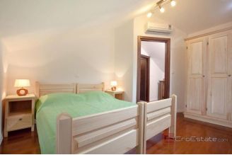 020 2055 04 makarska mediterranean stone house with pool and sea view for sale