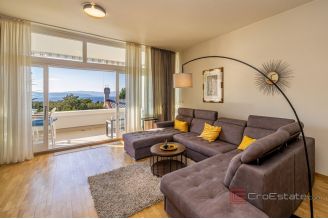 020 2057 04 Krk Semi detached house with a sea view for sale for sale