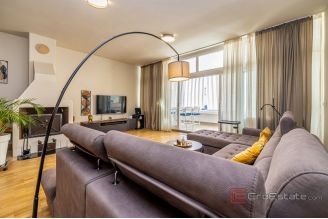 020 2057 04 Krk Semi detached house with a sea view for sale for sale