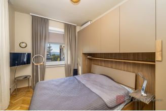 020 2057 04 Krk Semi detached house with a sea view for sale for sale