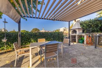 020 2057 04 Krk Semi detached house with a sea view for sale for sale