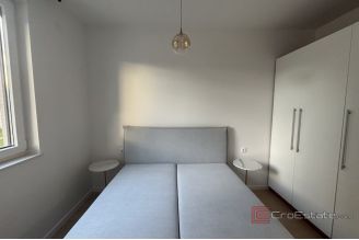 014 2035 329 Split Znjan Modern two bedroom apartment in a new building for rent