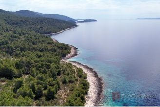 011 2052 100 island korcula building plot first row to the sea for sale