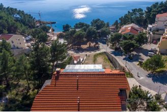 009 2016 644 Omiš Detached house with sea view for sale