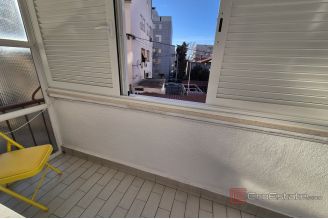 007 2016 686 Split Bol Renovated apartment for long term rent