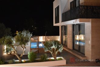 019 2055 06 kastela luxury villa with pool for sale