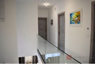 019 2055 06 kastela luxury villa with pool for sale