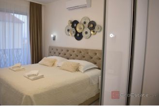 019 2055 06 kastela luxury villa with pool for sale