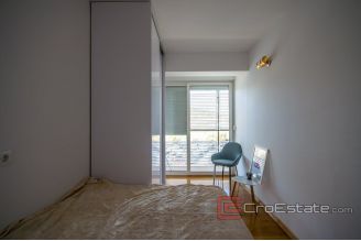 018 2035 332 Split Center Modern two bedroom apartment for rent