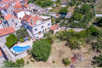 23 2013 182 Brac stone villa swimming pool for sale