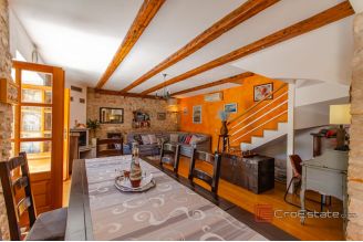 23 2013 182 Brac stone villa swimming pool for sale