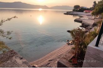 010 2057 05 Ciovo Two bedroom apartment for rent