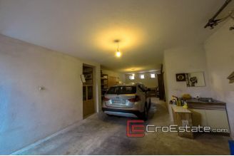 13 2014 87 Ciovo house sold