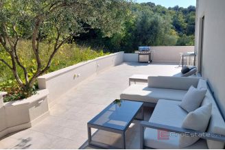 015 2058 01 dubrovnik luxury villa with sea view for sale