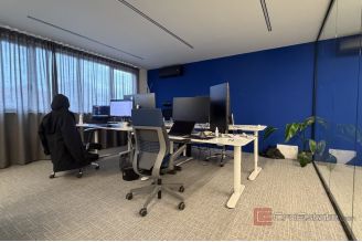 008 2022 484 Split Pazdigrad Spacious and modern office space for sale