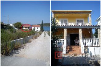 012 2014 74 Pasman House Villa for sale
