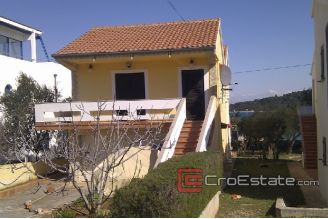 012 2014 74 Pasman House Villa for sale