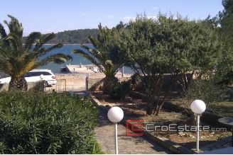 012 2014 74 Pasman House Villa for sale