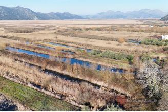 006 2052 101 Metkovic House with great potential for sale