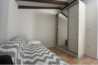 019 2057 07 Trogir Luxury villa with pool for rent