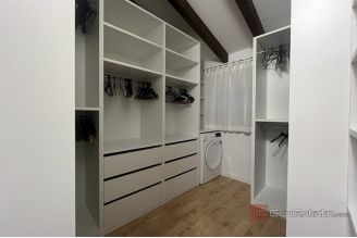 019 2057 07 Trogir Luxury villa with pool for rent