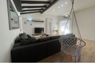 019 2057 07 Trogir Luxury villa with pool for rent