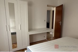 012 2046 183 Split Semi detached house with three residential units for sale