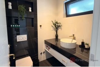 011 2058 02 Pula Luxury villa with pool for sale