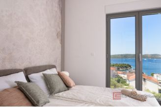 013 5470 30 Trogir Duplex penthpuse with pool and a sea view for sale for sale