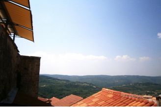 012 5471 30 Pazin Stone house in the historic center for sale