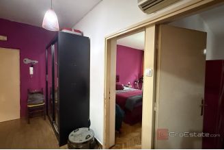 014 2046 184 Split Two bedroom apartment in a popular location for sale