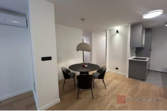 017 2035 333 Split Mertojak Modern two bedroom apartment for rent