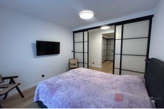 017 2035 333 Split Mertojak Modern two bedroom apartment for rent